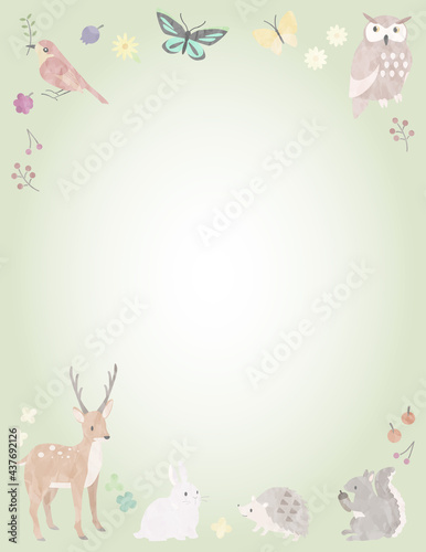 水彩風の森の動物たちのフレーム(緑白バックー縦長) © mocha