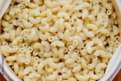 close up boiled macaroni