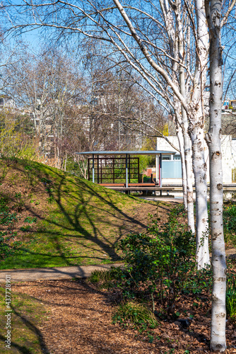 Obraz na płótnie Printemps au Parc de Bercy w salonie
