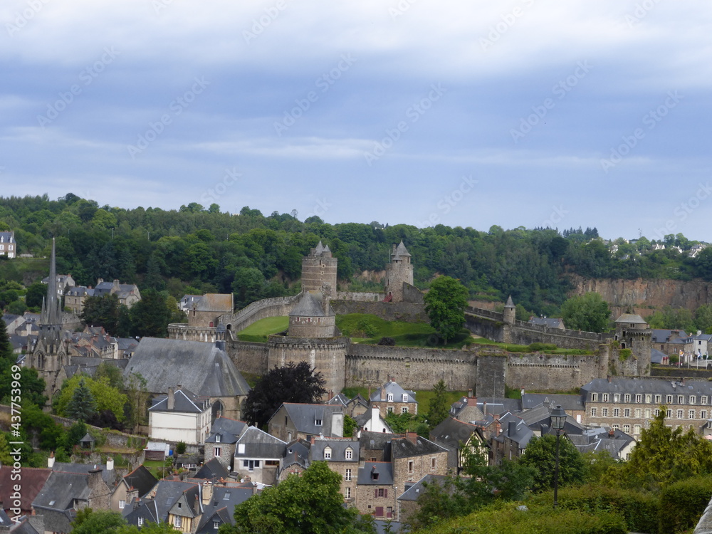 Fougeres, Francia. Con un bonito casco medieval.