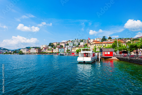 Fototapeta Naklejka Na Ścianę i Meble -  Lugano lake and city, Switzerland