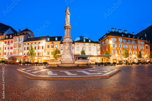 Waltherplatz main square in Bolzano photo