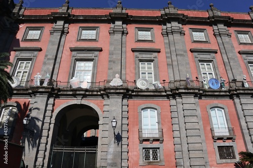 Napoli - Particolare della facciata del Museo di Capodimonte