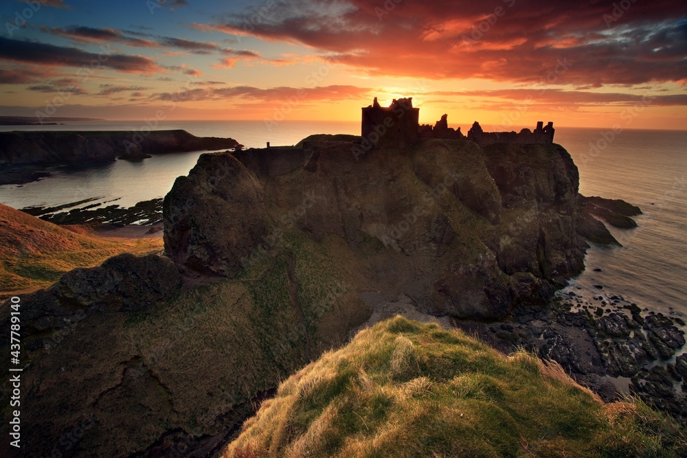 Fototapeta premium Wonderful place in dramatic and magical countryside of Scotland.