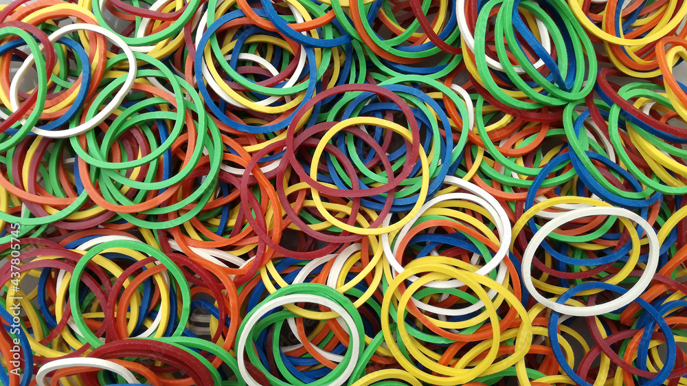 Elastic bands are used for tying items with circles and in various colors.