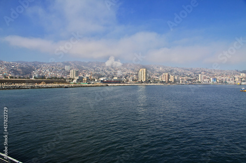 The view on Valparaiso, Pacific coast, Chile © Sergey