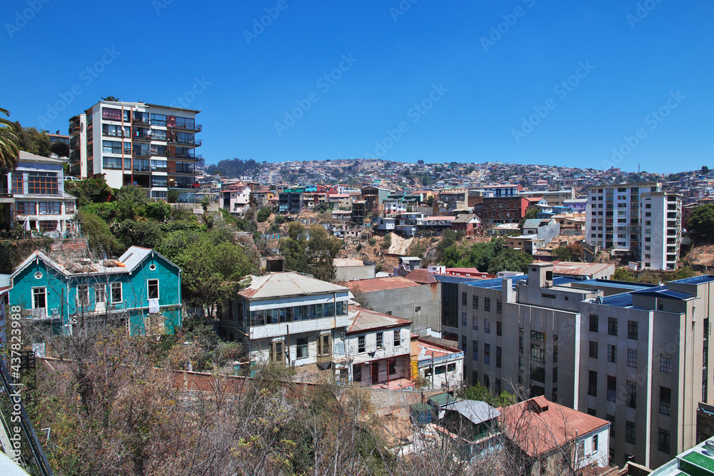 The view on the hill with vintage houses in Valparaiso, Pacific coast, Chile