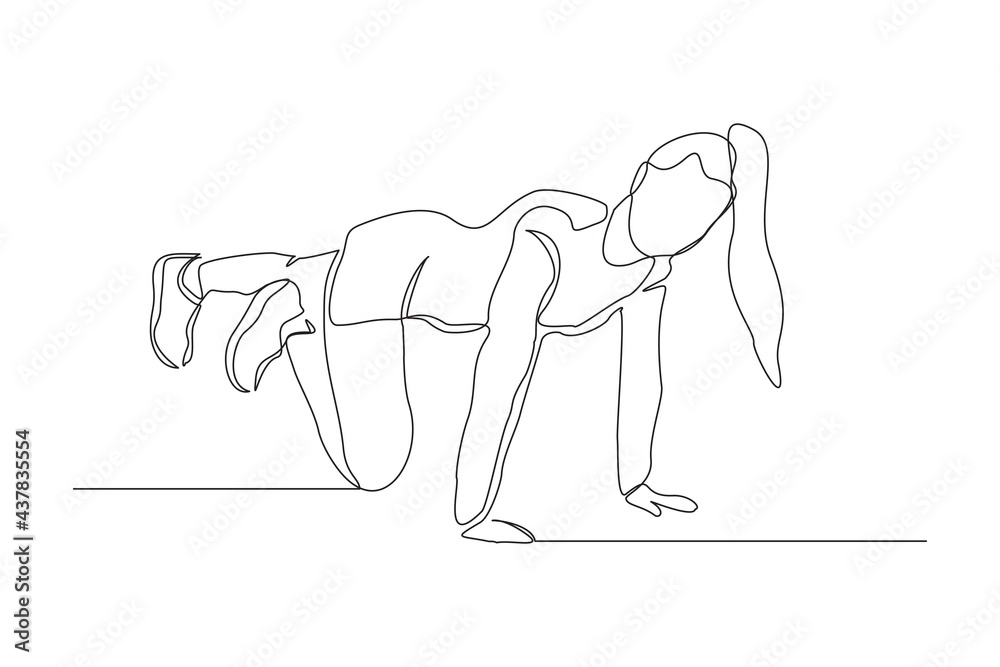 Obraz premium Continuous line drawing of young sportive woman training yoga in sport gymnasium club center. Single one line of Fitness stretching concept. Trendy design graphic vector illustration