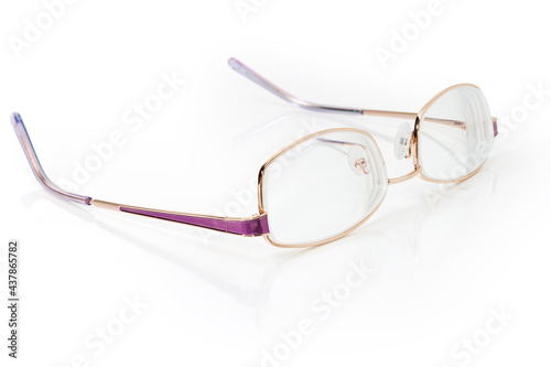 Eyeglasses for women in yellow metal frame with open temples