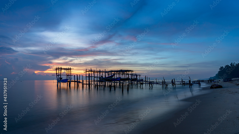 Fototapeta premium Morning view in Bang Hoi Beach, Songkhla, Thailand.