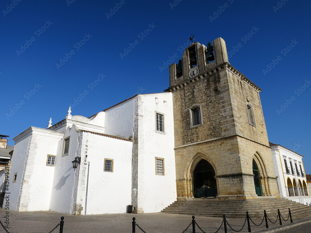 The Faro Cathedral (Sé de Faro) in Faro, PORTUGAL