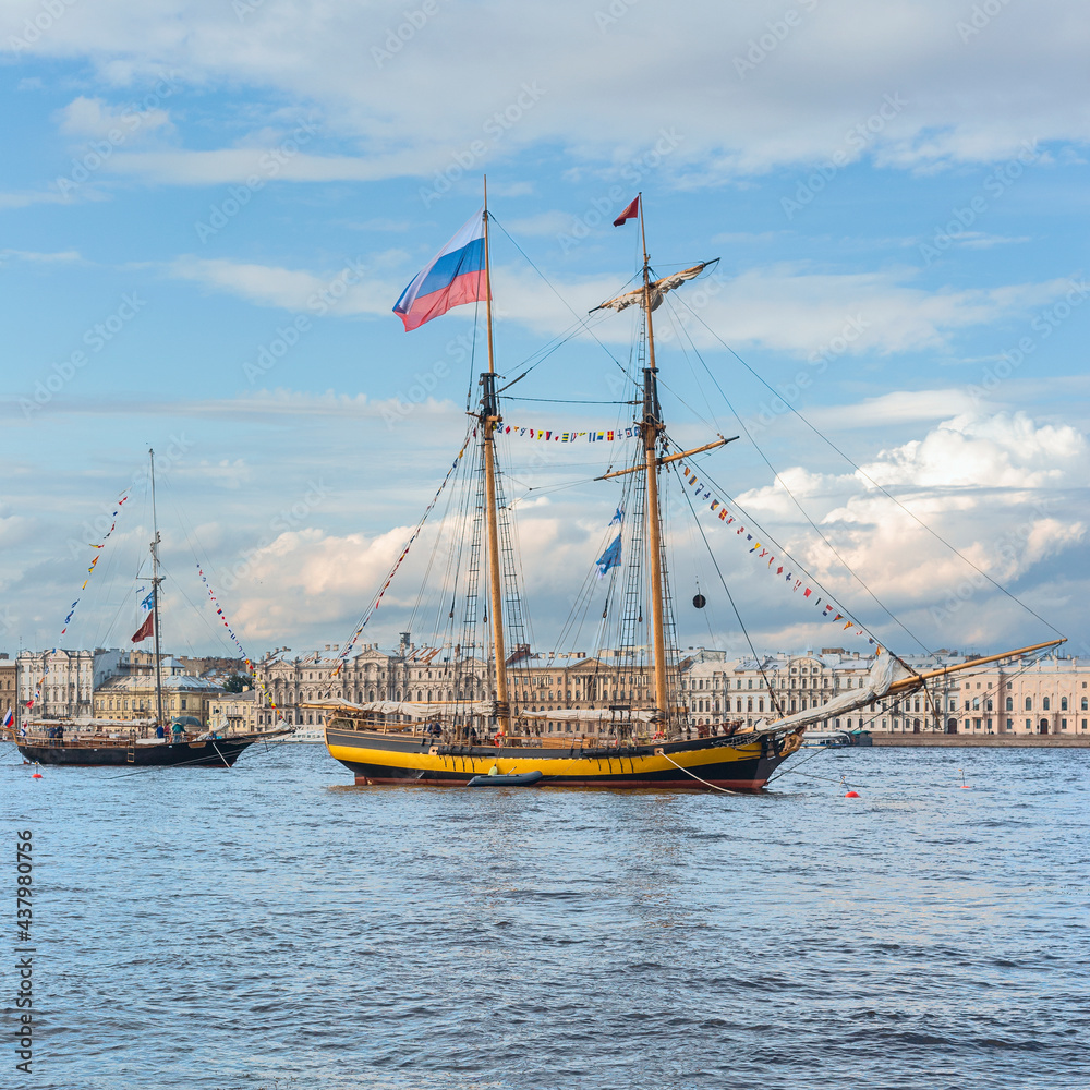 Obraz premium Saint Petersburg, Russia - July 13, 2019 - Russian old sailing ship is parked on the Neva river in the city center