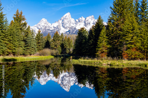 Schwabacher Landing in the early morning in Grand Teton National Park, Wyoming, with mountain reflections on the Snake River © mtatman