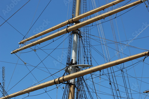 rigging of a sailing ship