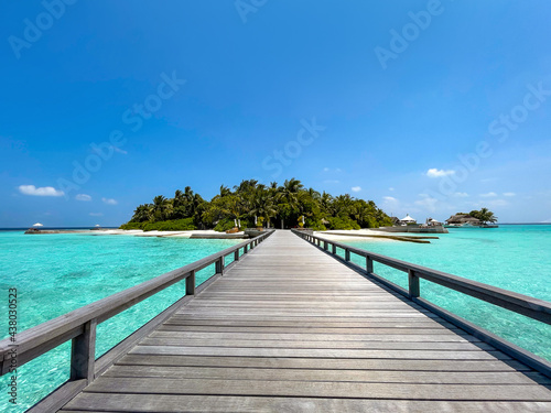 Maldives paradise scenic landscape. Seascape with water bungalows, turquoise sea and lagoon waters, tropical nature. Exotic tropical island beach background. Romantic holiday & honeymoon destination. © SeaRain