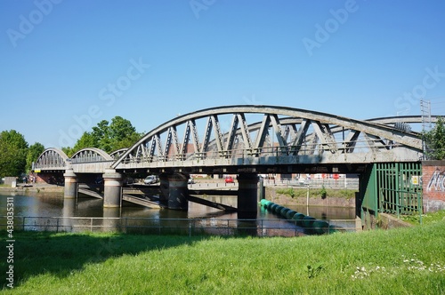 Old Sluice bridge across the Witham in summer © Tony