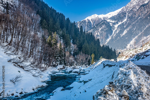 Beautiful view of sonmarg in winter, Sonmarg, Kashmir © artqu