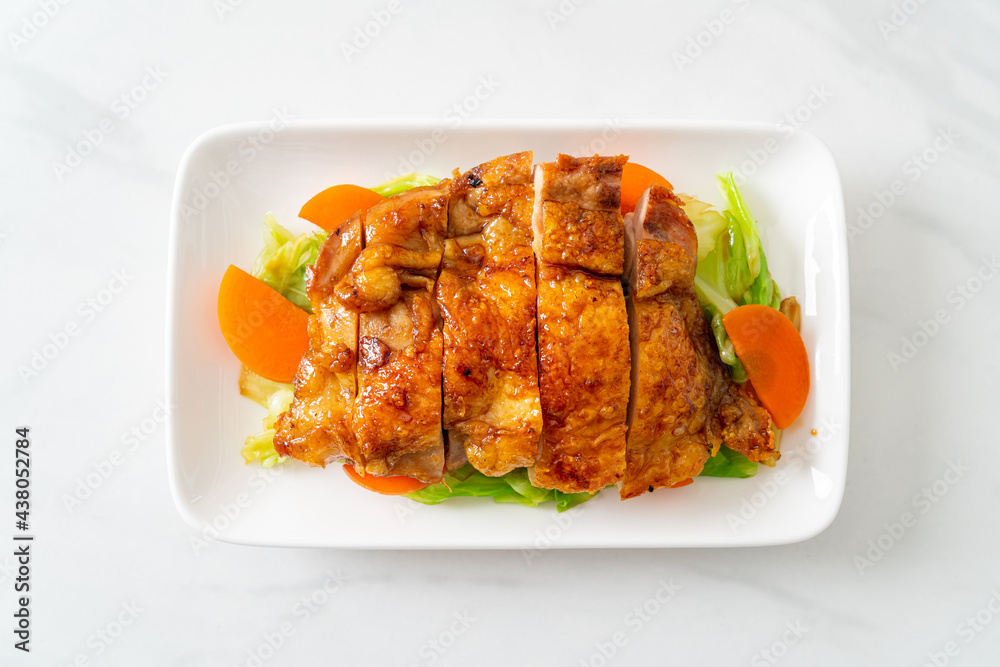 teppanyaki chicken steak with cabbage and carrot teppanyaki chicken steak with cabbage and carrot