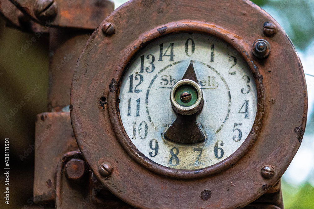 Close up of rusted vintage gauge