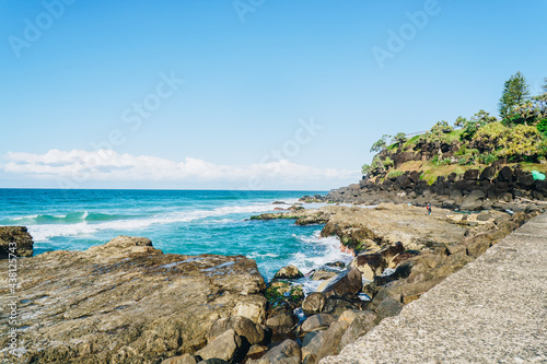 Fototapeta Naklejka Na Ścianę i Meble -  Snapper rocks viewing towards froggies in Coolangatta on the Gold Coast