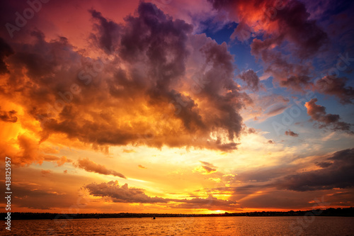 Beautiful landscape with sunset, sunrise on the lake © pobaralia