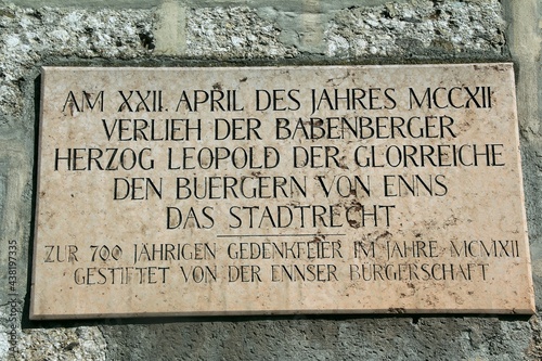 Tafel am Stadtturm in Enns Oberösterreich