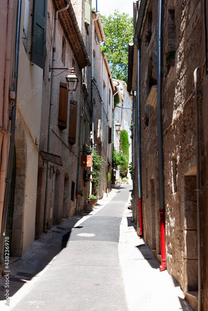 Fototapeta premium Village typique du Sud de la France