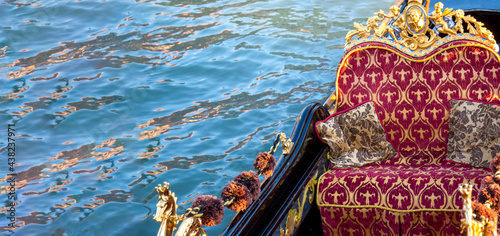 Konstfotografi Luxury Gondola waiting for tourists near famous Rialto Bridge in Venice