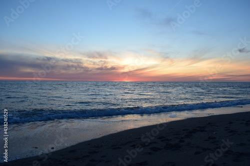 sunset at the beach © Giovanna