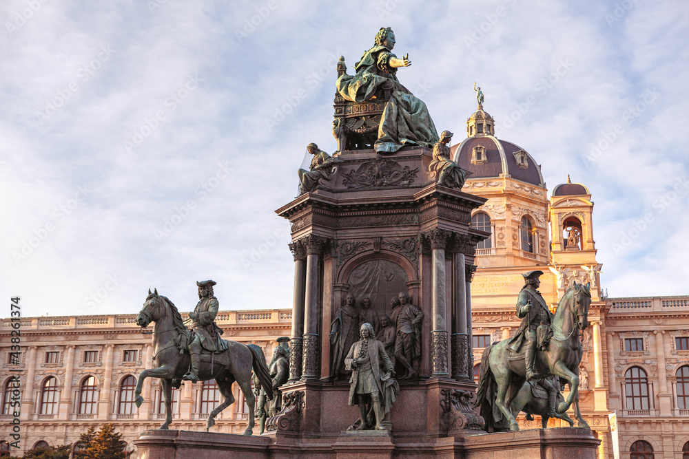 Maria Theresien monument with four sets of statues.  Art History and Natural History Museums in Vienna . Maria Theresien Platz in Vienna downtown