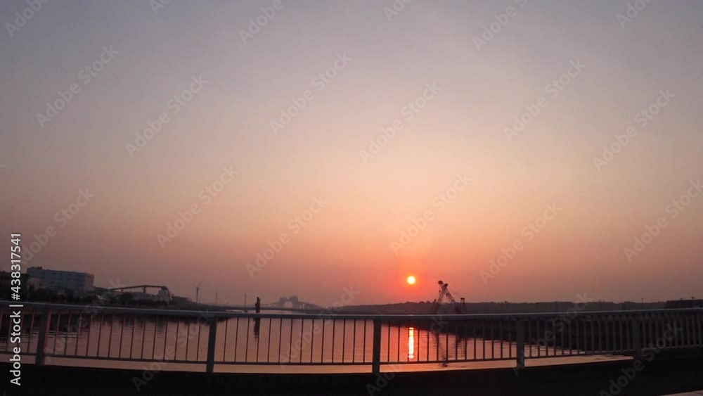 東京ドライブ車窓 湾岸 京浜島付近 朝日 サイド 東京ドライブ車窓 湾岸 京浜島付近 朝日 サイド