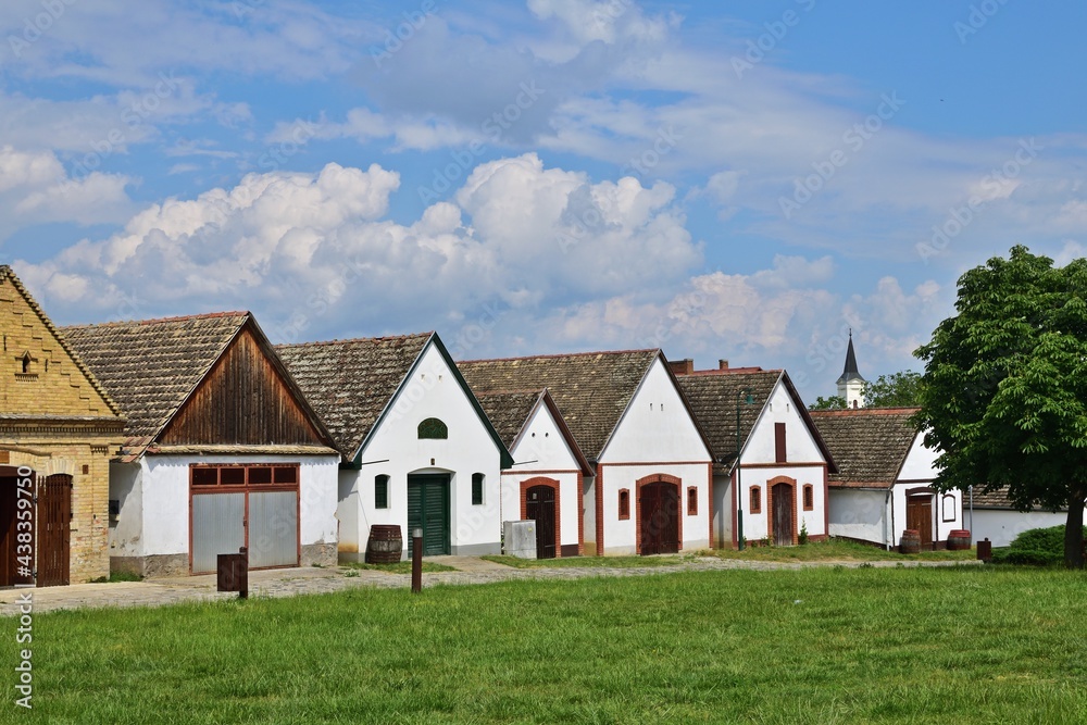 Weinkeller in Paks, Ungarn