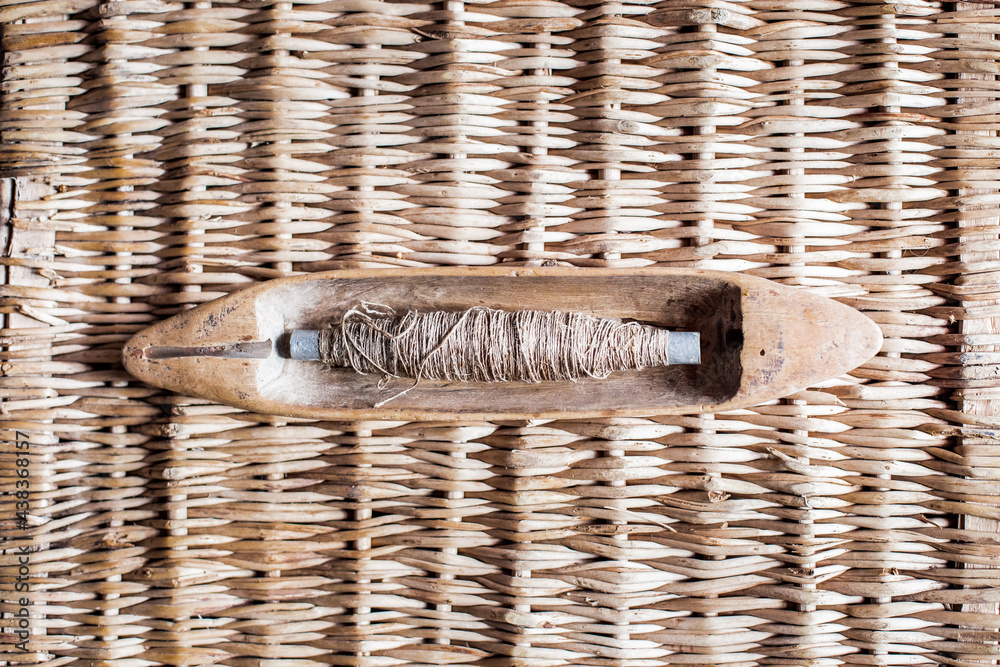 Obraz premium rustic loom ancient hand loom for hand weaving
