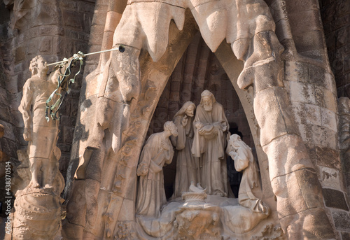 Wallpaper Mural Sagrada Familia Torontodigital.ca