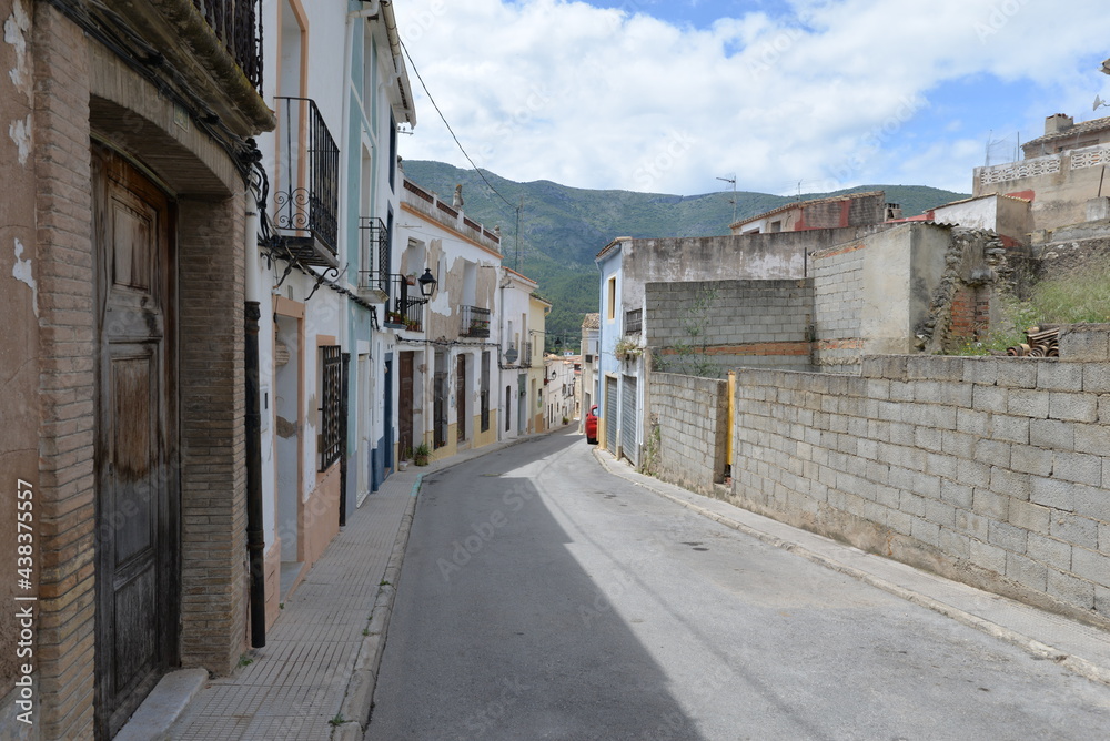 Eine alte verlassene Straße in Spanien
