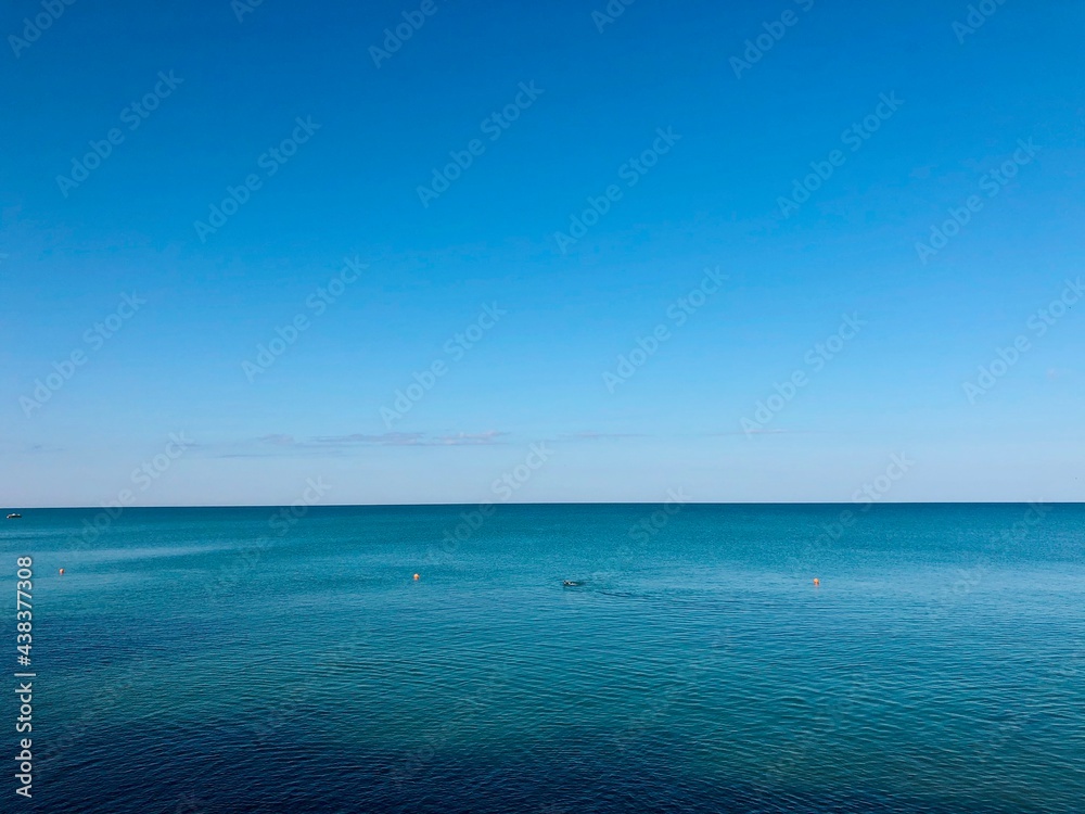 Obraz premium blue sky and sea