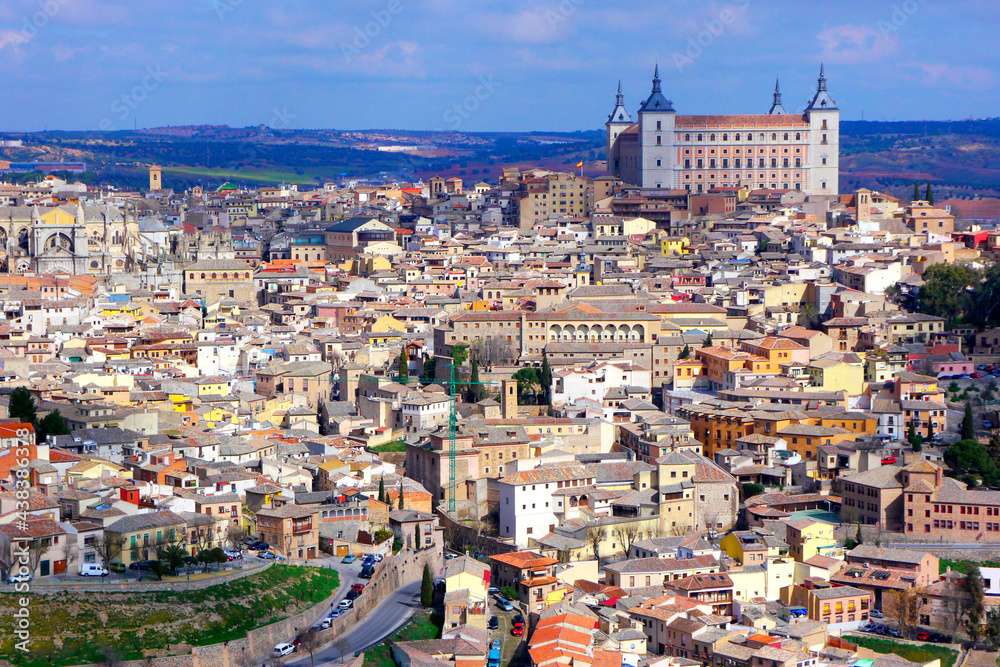 Cityscape and Alcazar, Toledo, World Heritage Site by UNESCO, Castilla La Mancha, Spain, Europe
