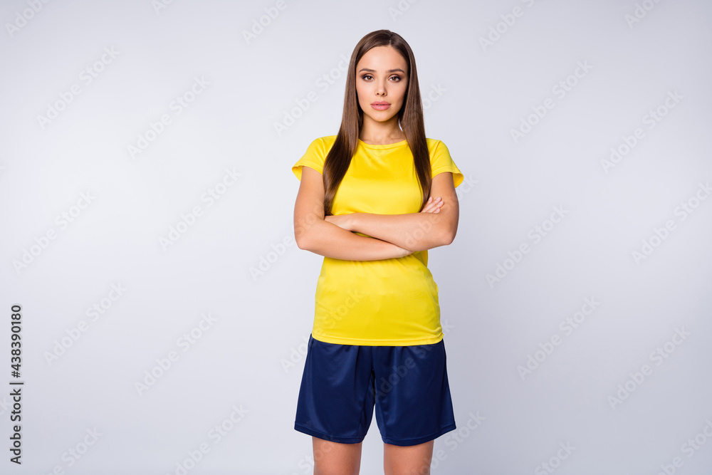 Portrait of her she nice-looking beautiful lovely pretty serious successful sportive straight-haired girl folded arms isolated over light white gray pastel color background Portrait of her she nice-looking beautiful lovely pretty serious successful sportive straight-haired girl folded arms isolated over light white gray pastel color background
