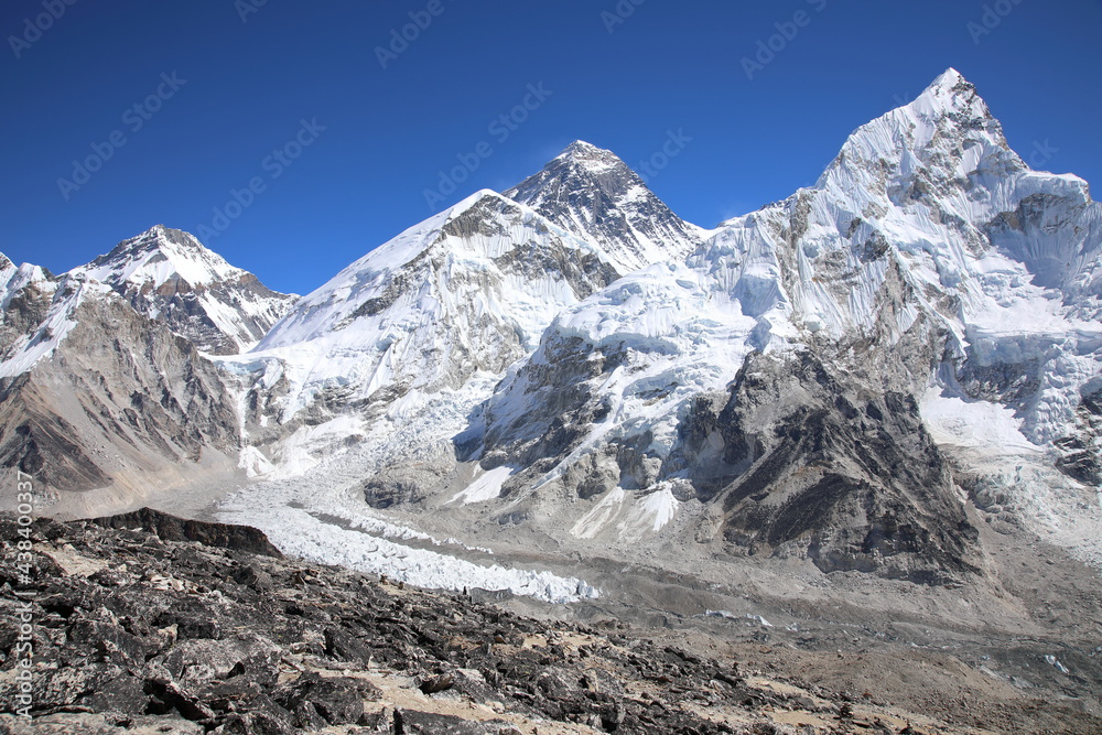 View of Everest and Khumbu Glacier from Kala Patthar, Nepal View of Everest and Khumbu Glacier from Kala Patthar, Nepal