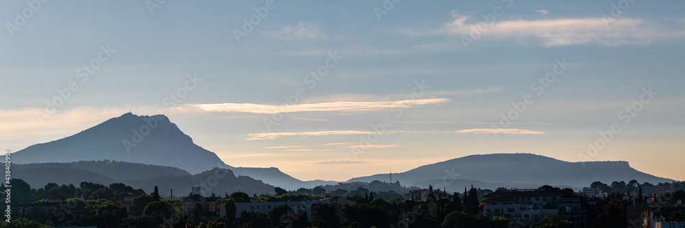 panoramic photograph of the Sainte Victoire mountain in the light of a spring morning