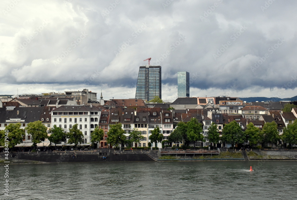 Obraz premium Wolken über Kleinbasel