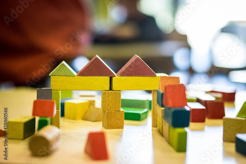 jouets en bois pour enfant dans une école photo