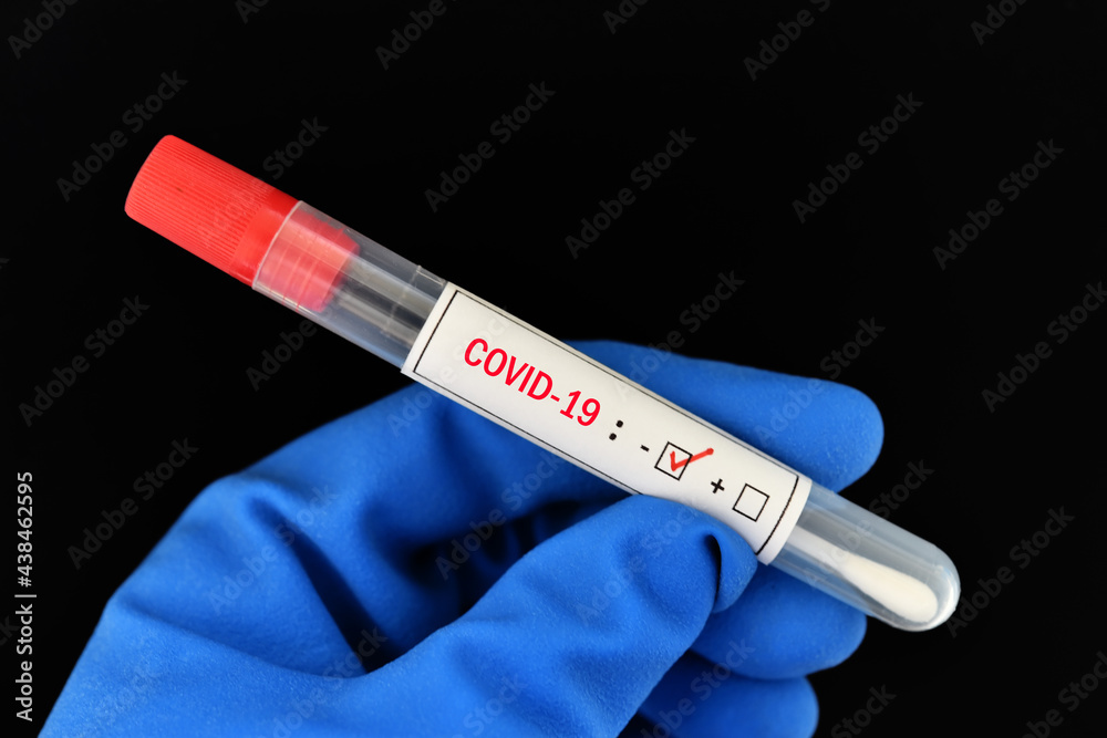 Naklejka premium Nasopharyngeal swab negative with COVID-19 test by using RT-PCR method