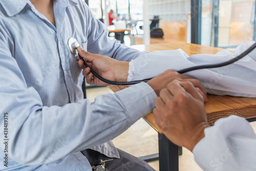 select Focus,Patients who are concerned about prostate cancer are seeking advice from counselors who specialize in prostate cancer and are capable of treating cancer.Prostate Cancer Treatment