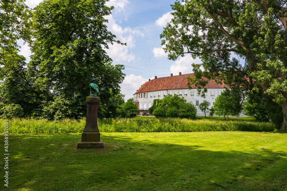 Typische Schlossanlage für Münsterland bei Steinfurt in NRW, Deutschland