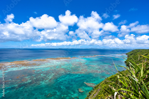 沖縄県宮古島、夏の風景・日本