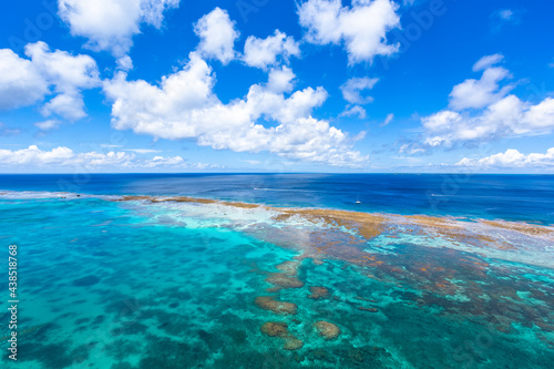 沖縄県宮古島、夏の風景・日本