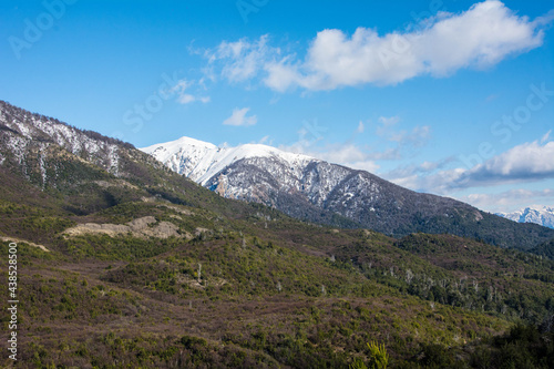 Bariloche montaña nieve Lago Nahuel Huapi