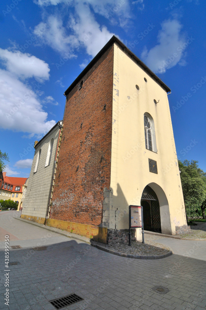 Brama Grudziądzka, także Bramka dawniej Grubieńska – zachowana brama miejska Chełmna z XIII wieku, Polska - obrazy, fototapety, plakaty 