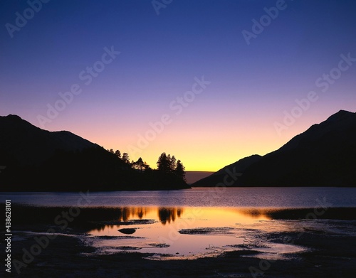 great britain  scotland  glenfinnan  loch shiel  evening atmosphere  landscape  lake  evening  evening sky  mood  nature  water reflection  